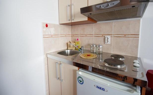 Apartments & Rooms M Petrovac Szoba fotó